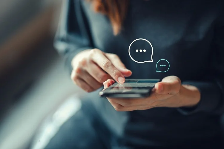 Chat en Tiempo Real en Móvil